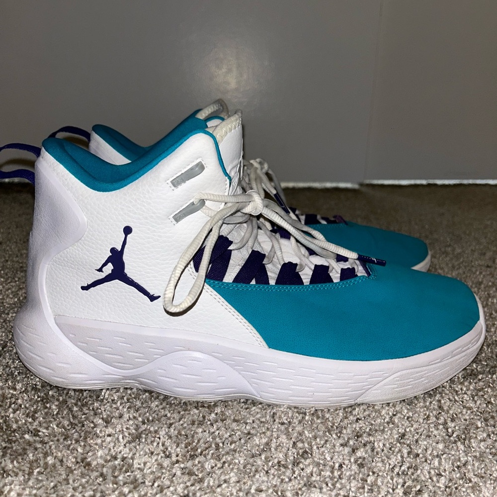 Jordan Super Fly MVP white and teal